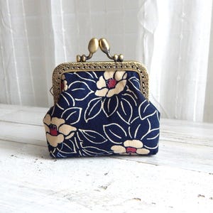 Floral Coin Purse Wallet with Kiss Clasp