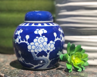 Vintage Dark Blue Ginger Jar