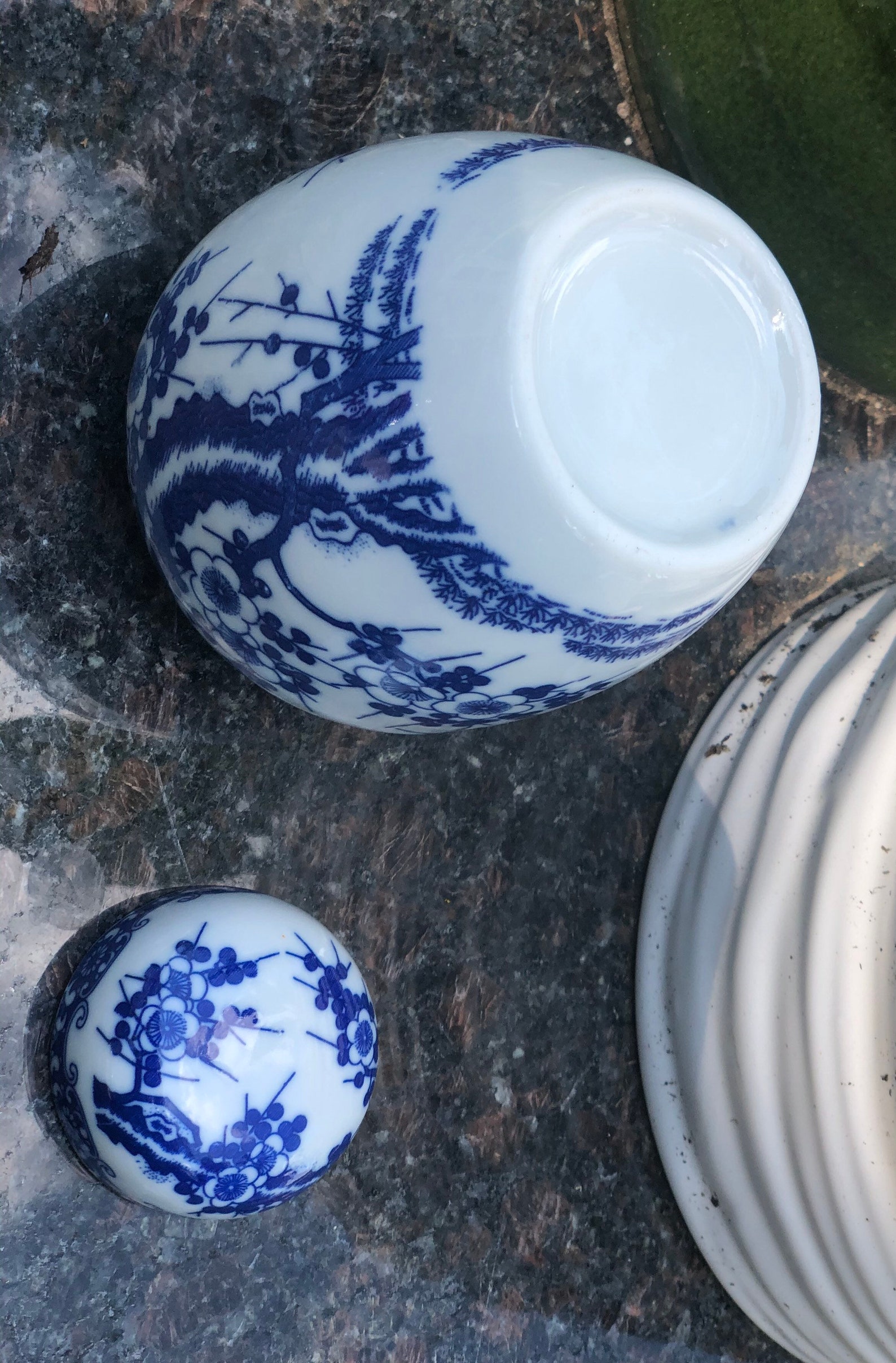 Vintage White/blue Flowered Ginger Jar Small - Etsy