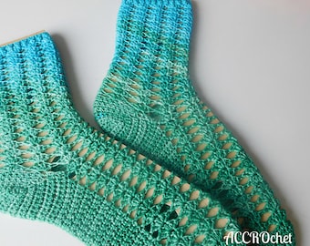 Ocean View socks, Fingering Weight, Mid-calf, Crochet Pattern, Advanced Beginner Crochet Pattern PDF