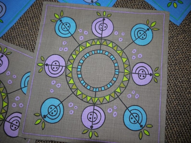 6 small table cloths RETRO Amazing pattern 50s Linen