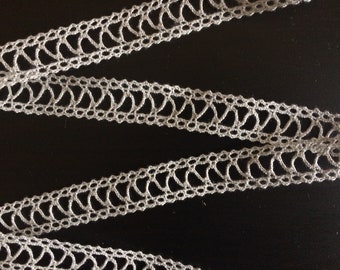 Natural gray linen lace / Linen ribbon lace / Linen lace trim / Scandinavian ribbon / Crochet lace trim / 0.78 inches wide