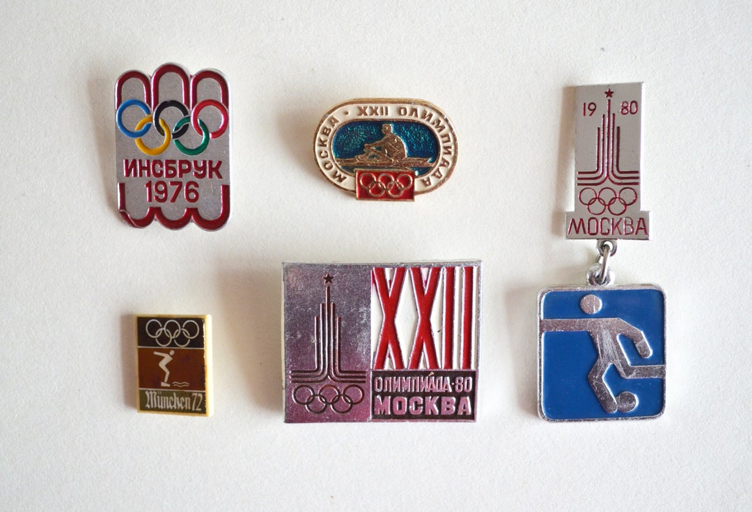 PIN'S JEUX OLYMPIQUES Moscou 1980 Logo Emblème EUR 5,37 - FR