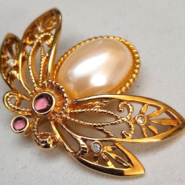 Vintage Avon Brooch Pin Bumblebee Faux Pearl Center Gold Tone Filigree Wings Bee