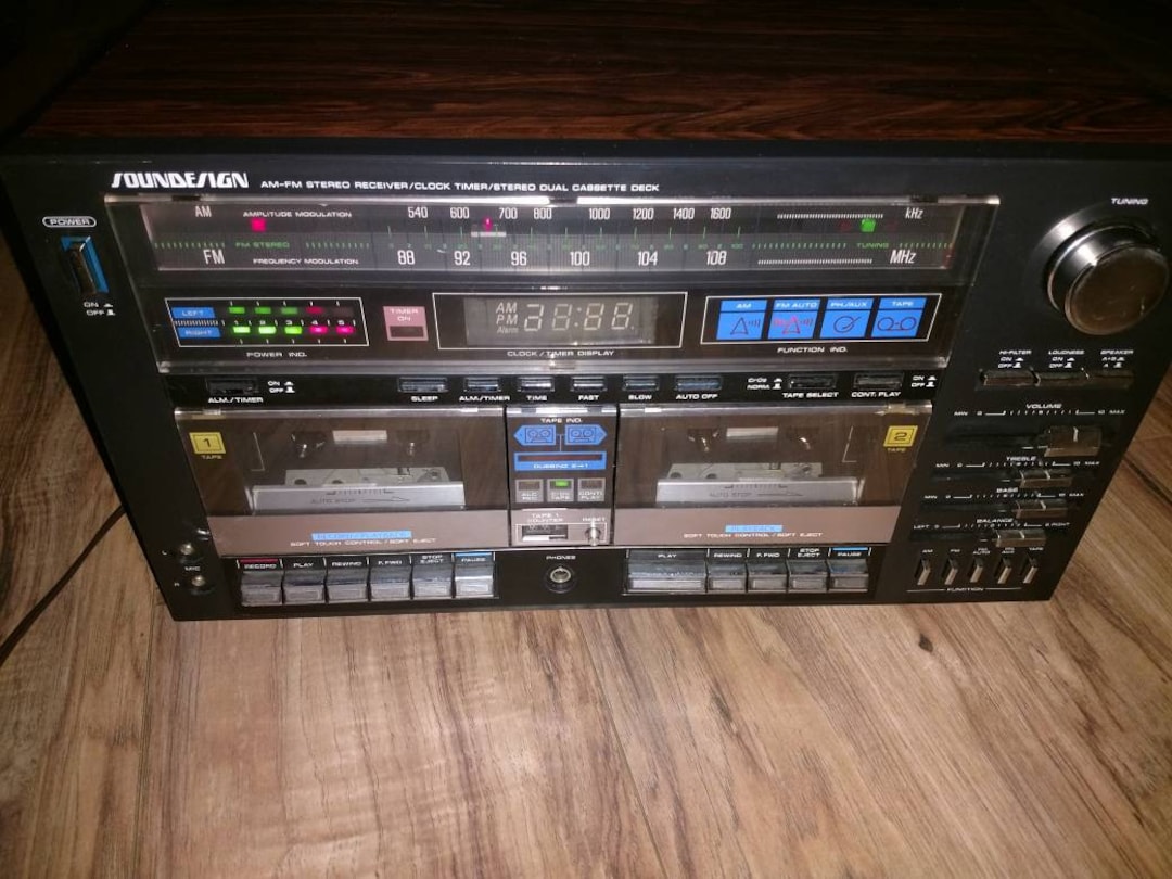Vintage Soundesign 5977 Compact Dual Cassette Am Fm Receiver Alarm