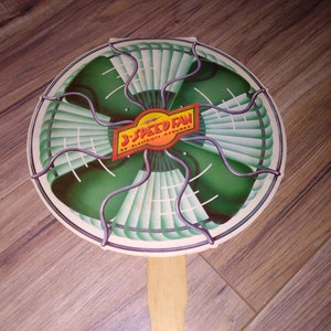 Vintage funny &quot;3 speed&quot; hand fan