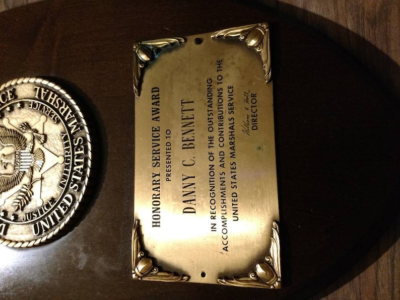 Vintage US Marshals Honorary Service Award Plaque - Etsy