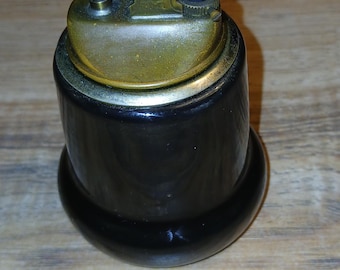 Vintage Win gas table lighter cigarettes cigar. Untested
