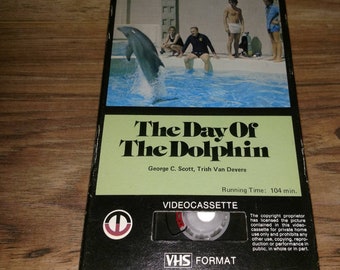 Magnetic Video Corporation Rare VHS the Day of the Dolphin