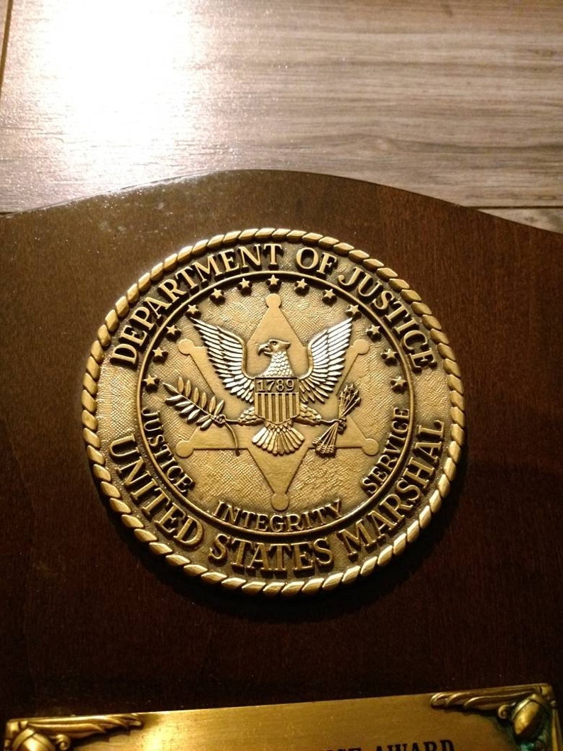 Vintage US Marshals Honorary Service Award Plaque - Etsy