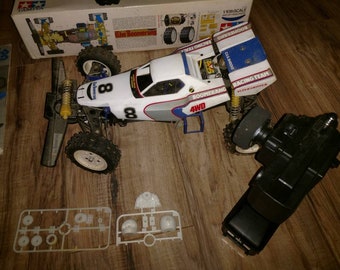Vintage Tamiya Boomerang 1/10 5855 RC Buggy With Box and Vintage Tamiya Boomerang 1/10 5855 RC Buggy With Box and