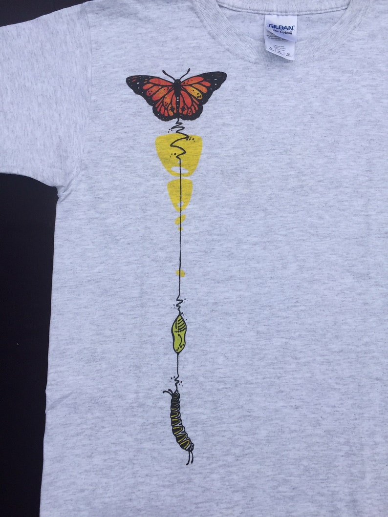 Youth Monarch Butterfly T-shirt in Gray or White imagem 3