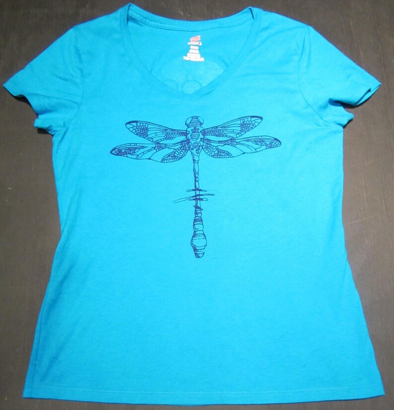 Women's V-Neck Short-sleeve Dragonfly T-shirt image 4