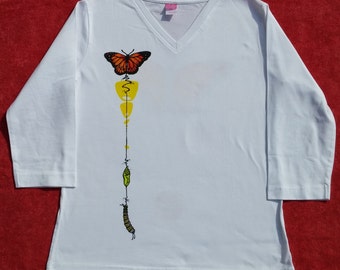 Womens Three Quarter Sleeve V Neck Monarch T-Shirt in Grey or White