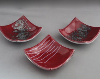 Deep Red/Gray - Fused Glass Trinket/Ring/Soap Dish