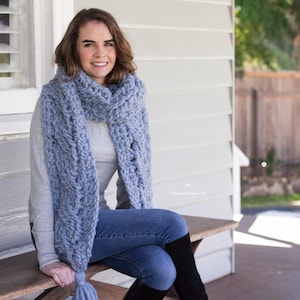 CROCHET PATTERN - Eylenda Cable Scarf