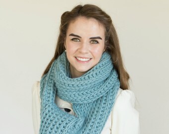 CROCHET PATTERN - Himalayan Mist Chunky Ribbed Scarf