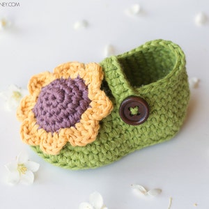 Crochet Pattern // Beginner Easy Newborn Flower Booties Toddler Mary Jane Strap Slipper Shoes // Sunflower Baby Booties Pattern PDF image 4