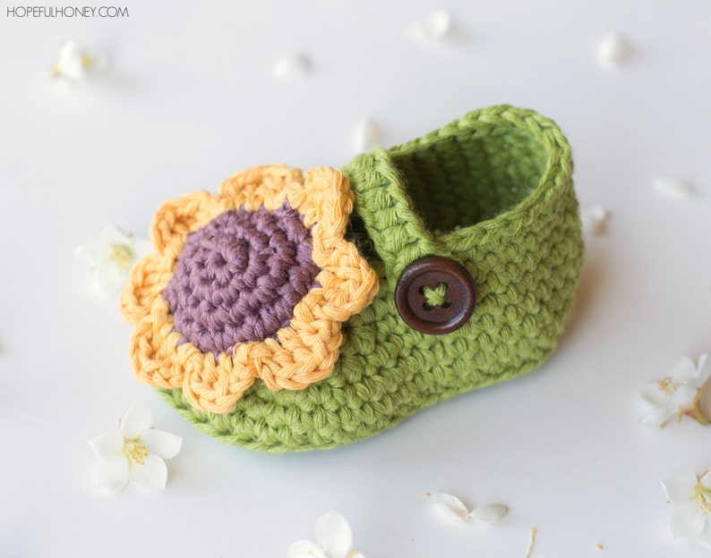 Crochet Pattern // Beginner Easy Newborn Flower Booties Toddler Mary Jane Strap Slipper Shoes // Sunflower Baby Booties Pattern PDF image 4