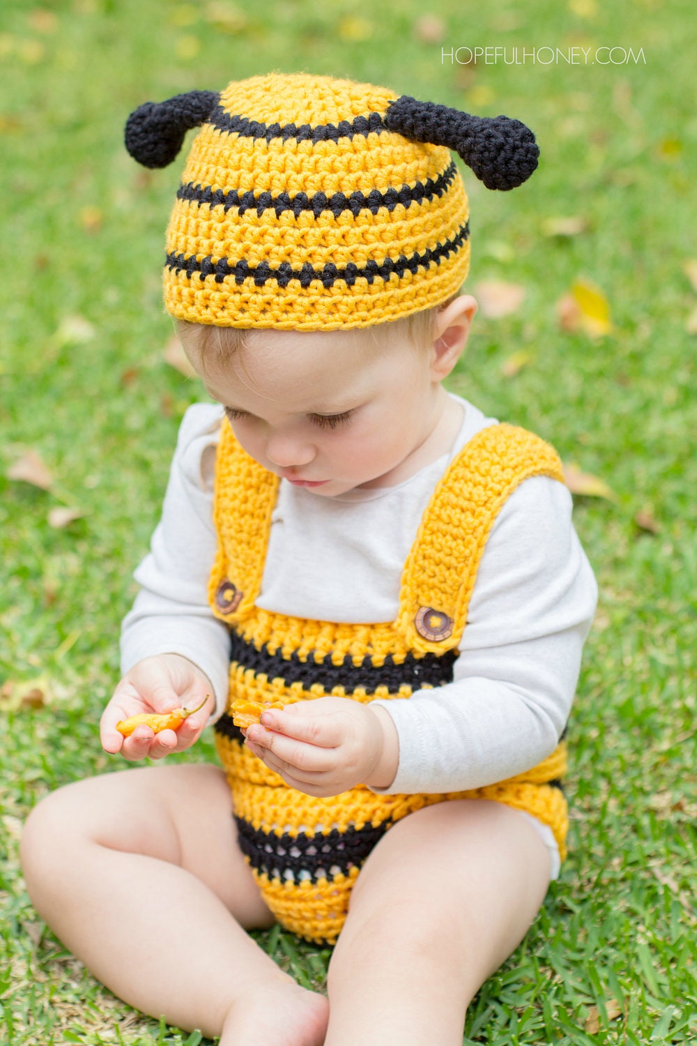 CROCHET PATTERN - Bumble Bee Baby Hat & Playsuit Set - Etsy Australia