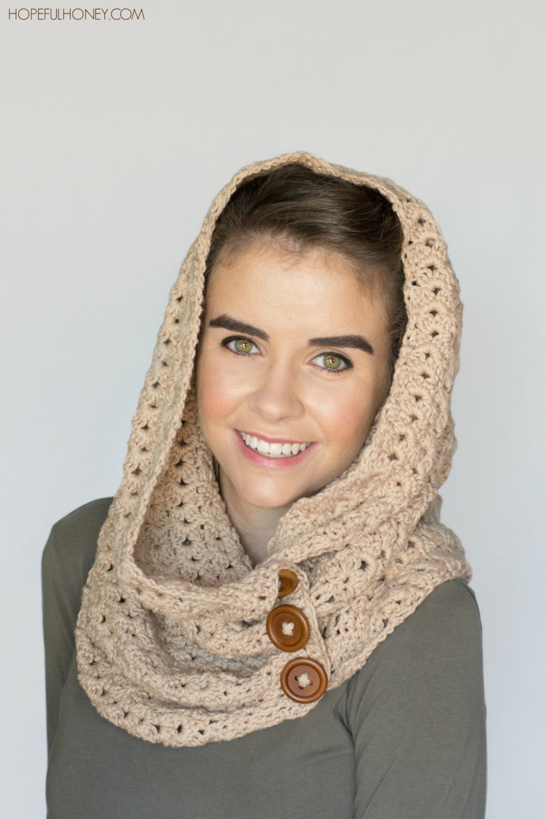 CROCHET PATTERN Nightingale Button Scarf, Chunky Cowl image 4