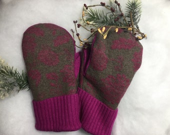 All of my mittens are made from repurposed wool sweaters and are lined with soft, warm, anti-pill fleece to keep your hands warm & cozy.