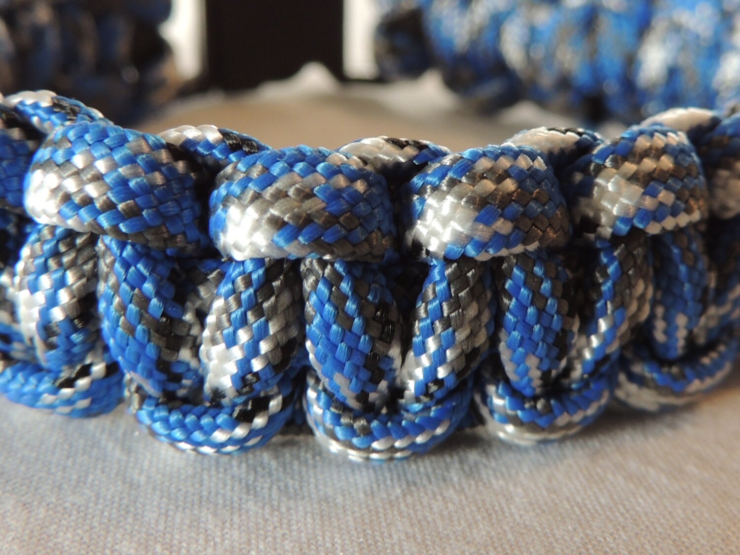 Blue/gray/white 550 Paracord Bracelet Essential Oil Diffusing Etsy