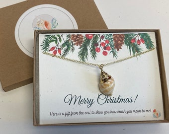 Mother's Day Jewelry, Holiday Gift for Her, Holiday Jewelry for Her, Mother's Day Gift, Beach Lover Gift, Holiday Necklace, Shell Gift