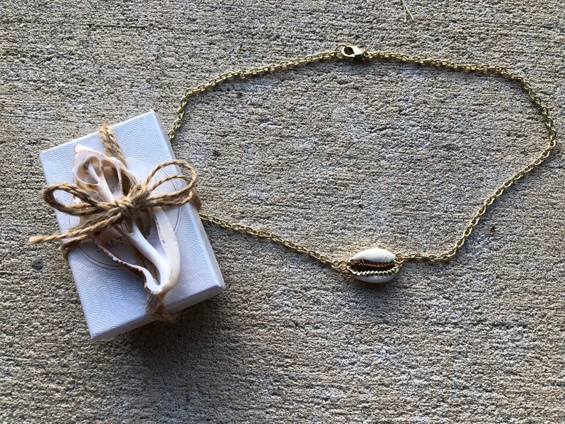 Small Shell Jewelry Set Beach Lover Mermaid Jewelry Bridesmaid Gift Summer Jewerly Set Gift Mom Beach Wedding Jewelry Boho Gift Set