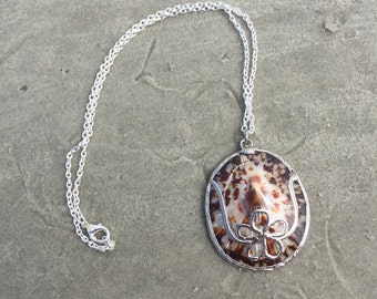 Floral Accented Brown Turtle Shell Necklace