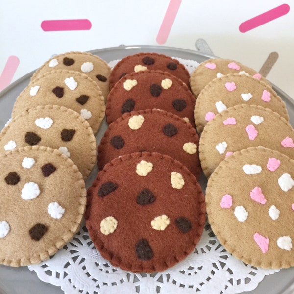 Felt Food, Chocolate Chip Cookies, Choc Chips, Plush Toy, Biscuits, Felt Play Food, Tea Party, Pretend Play, Play Kitchen, Bakery, Play Shop