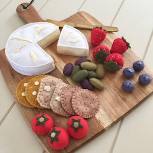 Cheese Board, Brie, Camembert, Crackers, Felt Play Food, Pretend Play, Tea Party, Play Kitchen, Olives, Strawberries, Tomatoes
