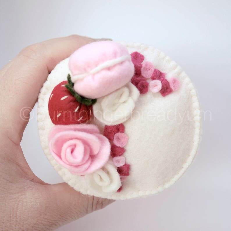 Mini Felt Drip Cake Play Food Felt Pretend Food Play Cake Etsy