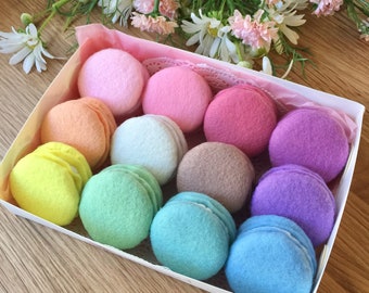 Felt Macarons, Pretend Food, Macaron, Play Food, Tea Party, Play Kitchen, Bakery Toy, Pastry, Play Shop, Patisserie, Rainbow