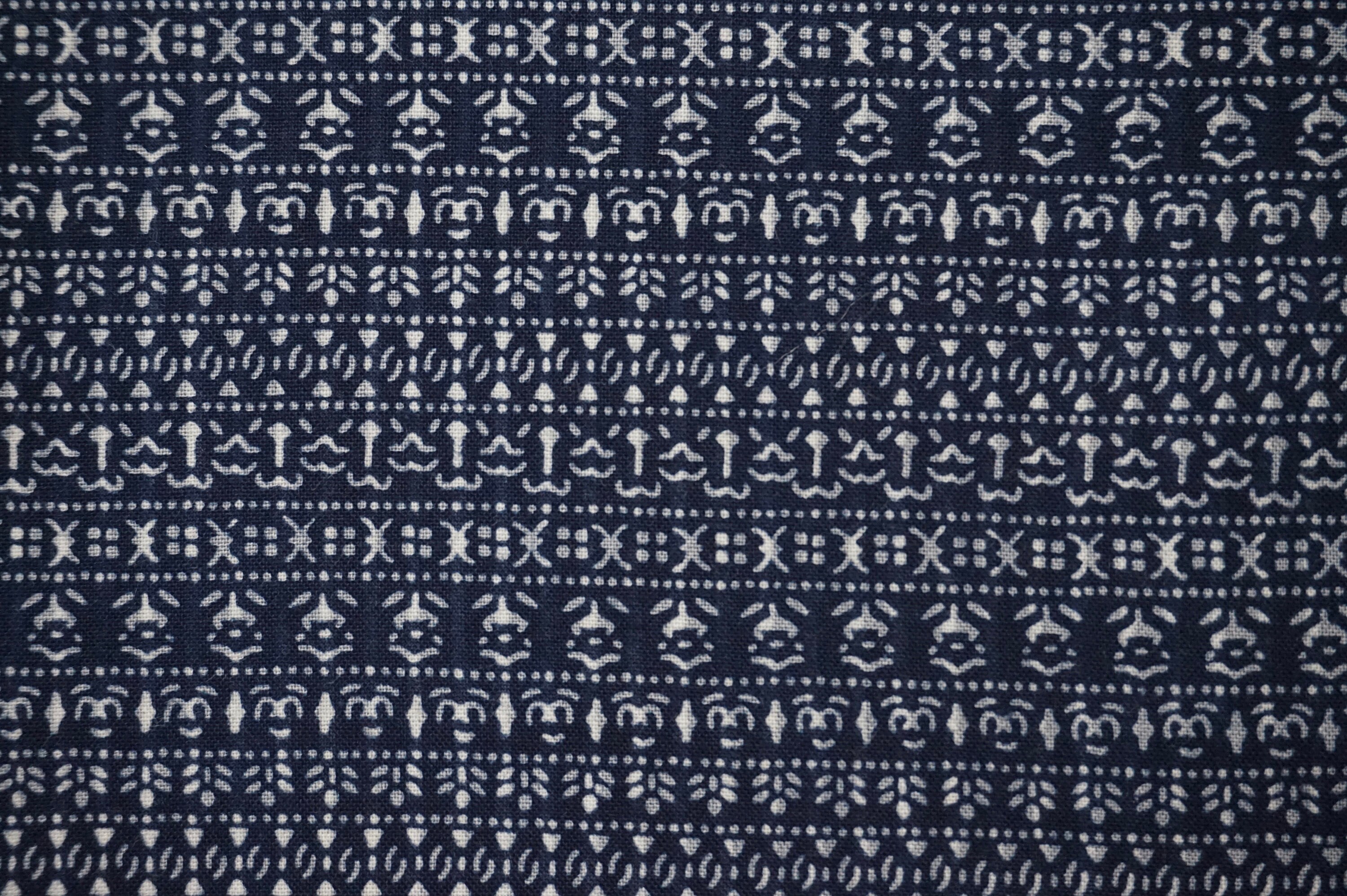 2024年激安 Vintage Japanese Geometric 竺仙 Chikusen - Fabric Kimono 彫刻