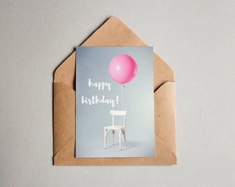 Ontwerpkaart "Happy Birthday Chair" / wenskaart / ansichtkaart / cadeaubon / kunstprint