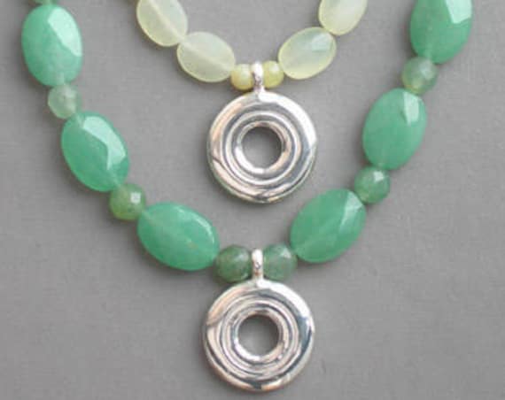 Open Hole Flute Key Necklace on Jade