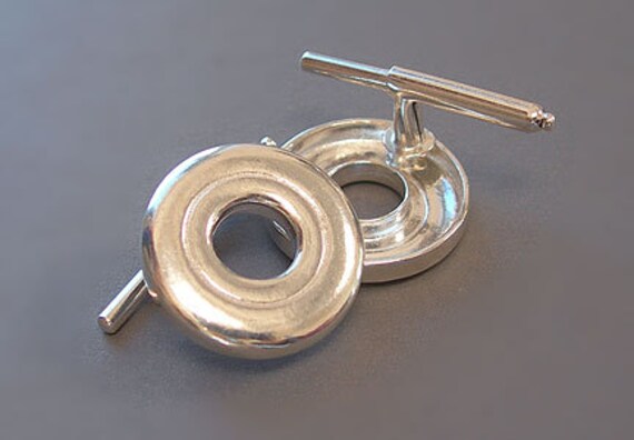 Open Hole Shirt Stud (Item: P106)