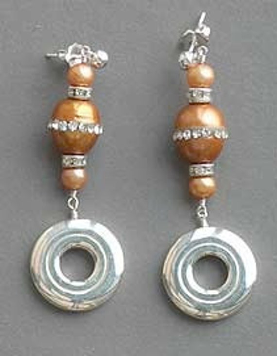 Open Hole Key and CZ Pearl Earrings