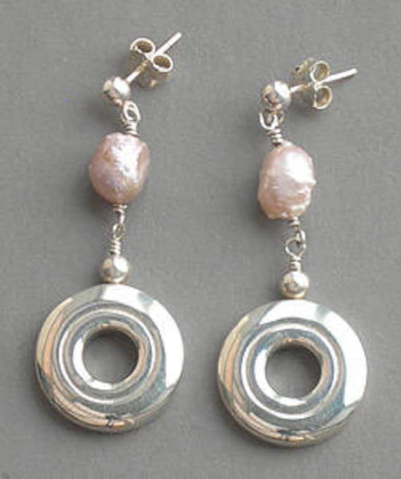 Open Hole Flute Key with Rosebud Pearl Dangle Flute Earrings