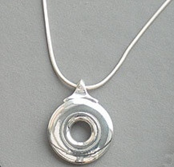 Bass Open Hole Flute Key Necklace On Silver Chain (Unisex)