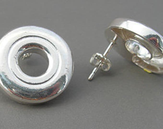 Solid Sterling Silver Open Hole Flute Key Post Earrings