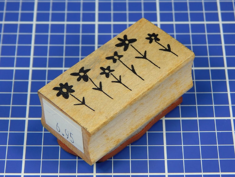 Mounted Rubber Stamp by Savvy Stamps ROW OF FLOWERS