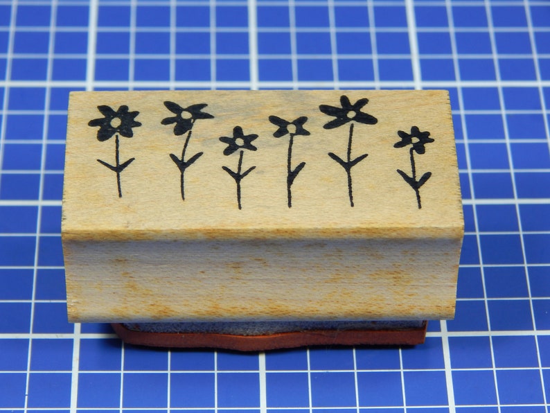 Mounted Rubber Stamp by Savvy Stamps ROW OF FLOWERS