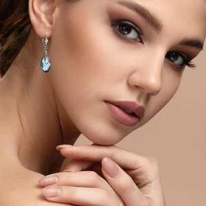 Silver Drop Dangling Earrings, Blue Swarovski Earrings, Blue Teardrop Earrings, Swarovski Jewelry, Bridesmaid Earrings, Wedding Jewelry Gift