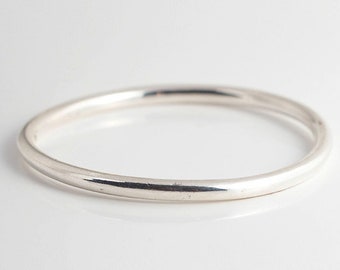 Silver bangle bracelet - Light delicate bracelet -