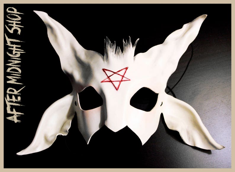 White baphomet leather mask satan devil demon goat blood pentacle cosplay costume masquerade horror macabre pagan gothic halloween fetish