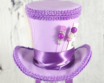 Light Purple Mad Hatter Style Medium Mini Top Hat Fascinator, Alice in Wonderland Mad Hatter Tea Party, Derby Hat