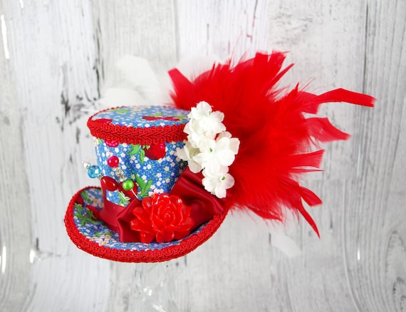 Red, Blue, and White Resin Flower Medium Mini Top Hat  display picture 1