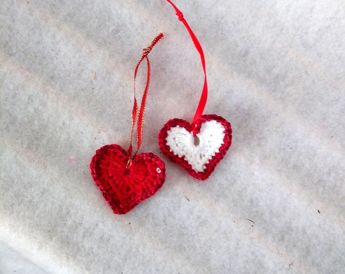 crochet hearts red and white with sequin trim, sparkly heart ornament